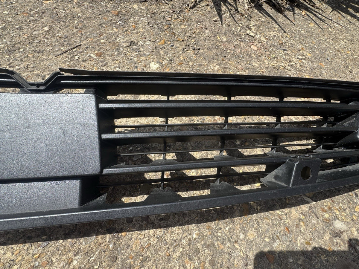 GENUINEVauxhall Astra 2022 2023 2024 Front Bumper Grille Black With Sensor Holes