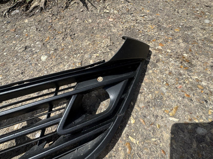 GENUINEVauxhall Astra 2022 2023 2024 Front Bumper Grille Black With Sensor Holes