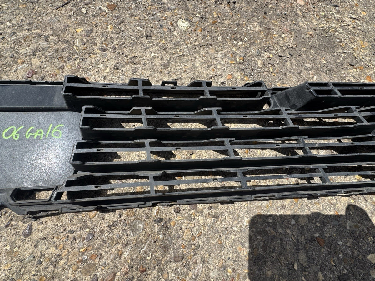 GENUINEVauxhall Astra 2022 2023 2024 Front Bumper Grille Black With Sensor Holes