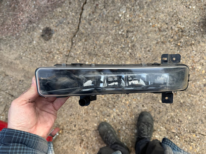 2021 BMW 5/7 SERIES FOG LAMP FRONT LEFT 9477171 G30 9477171-01