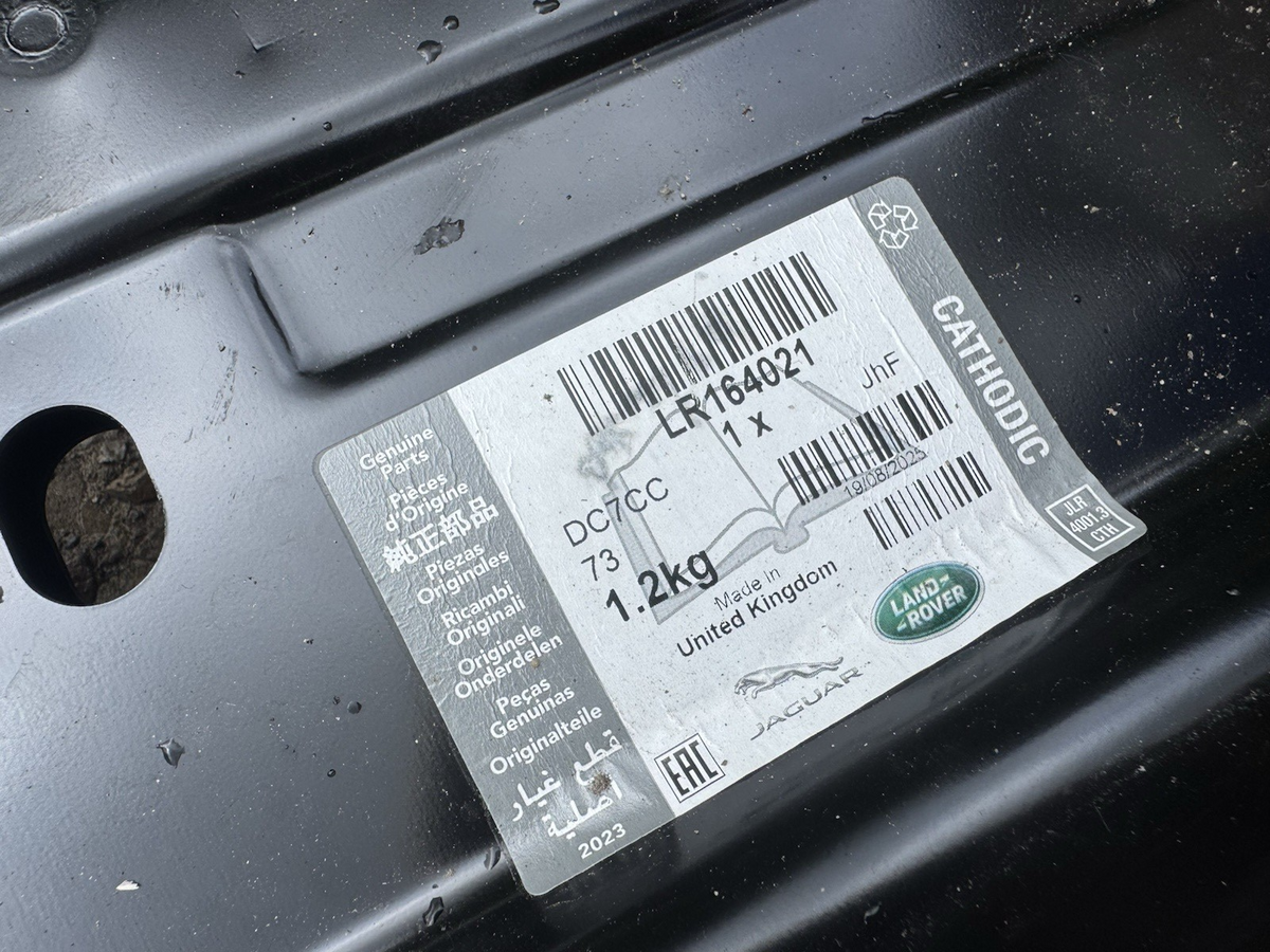 RANGE ROVER L460 REINFORCEMENT - ROOF PANEL 2022 2023