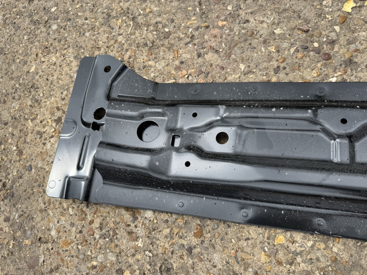 RANGE ROVER L460 REINFORCEMENT - ROOF PANEL 2022 2023