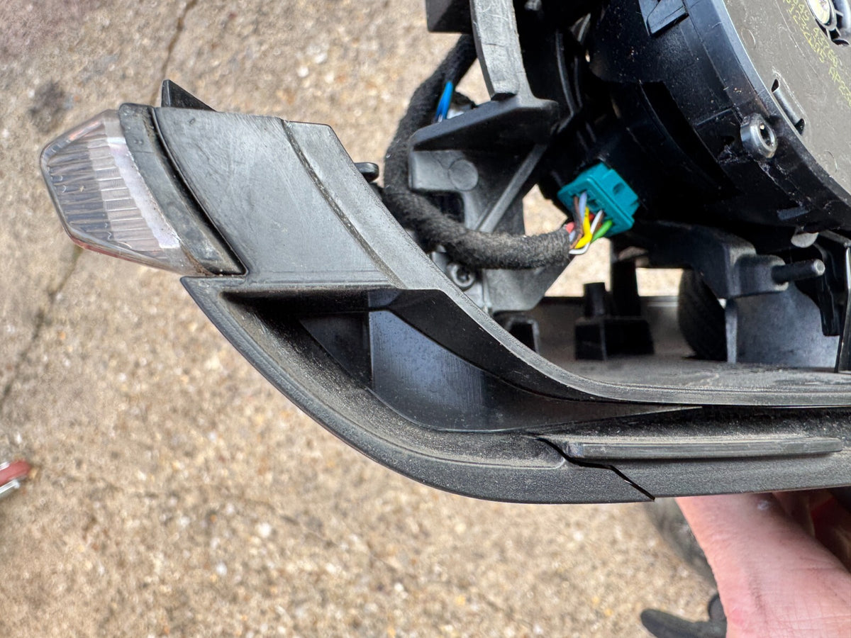 Genuine VOLVO XC90 Mk2 Left Side Wing Mirror FOR SPARES OR REPAIRS