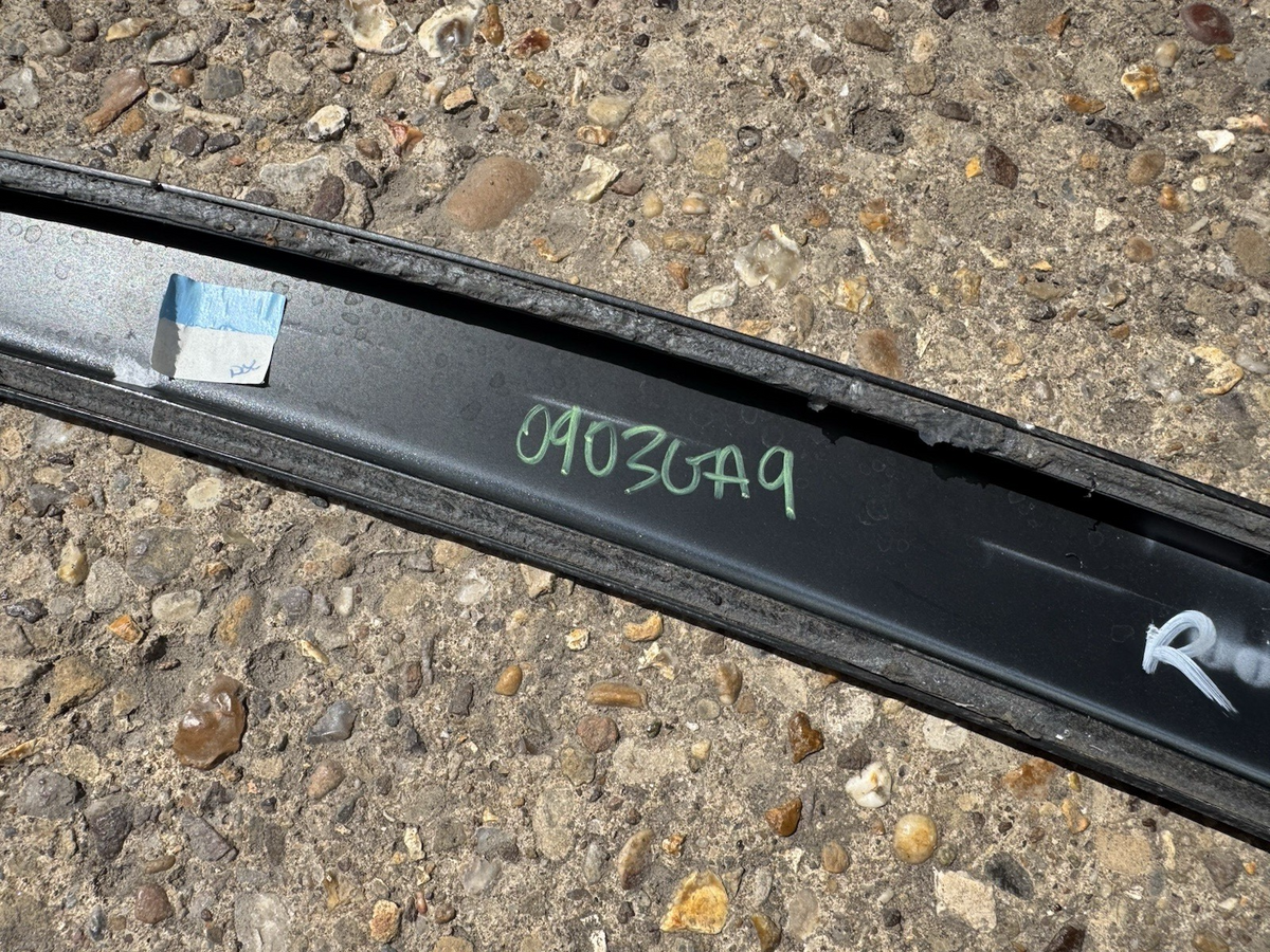 JAGUAR XE X760 Tailgate Bootlid Spoiler JBM GX7M-44210-AA