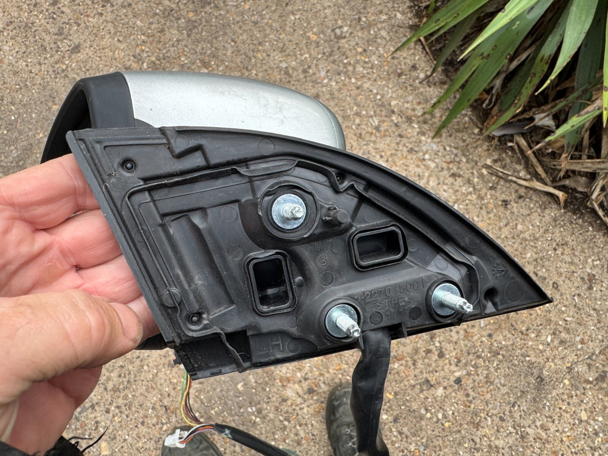 Nissan Leaf Left Side View Mirror with Camera 2270.5001