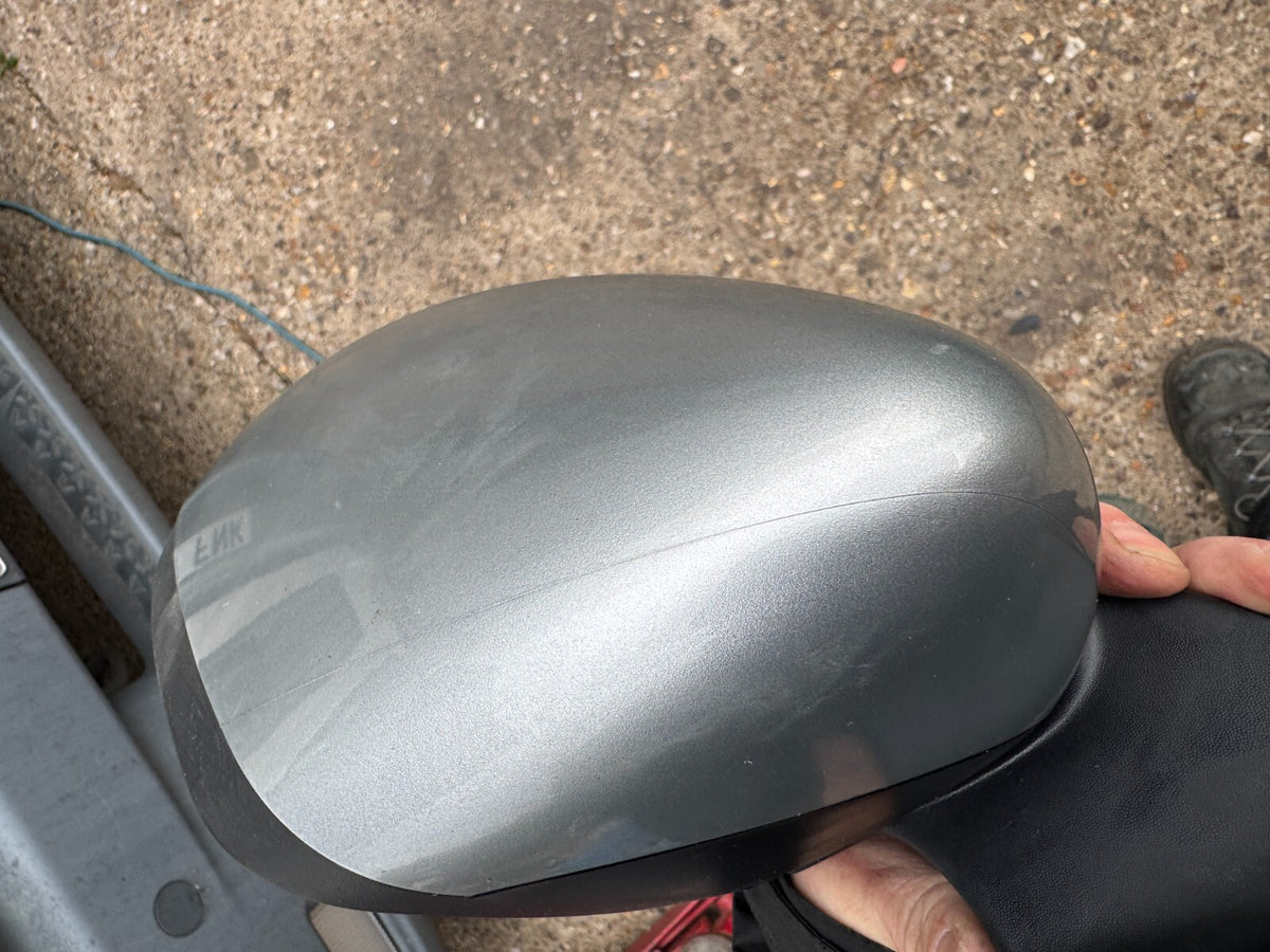 Nissan Leaf Left Side View Mirror with Camera 2270.5001