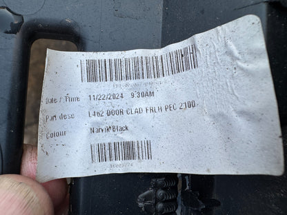 Land Rover Discovery L462 Front Left Door Moulding subframe only without cover