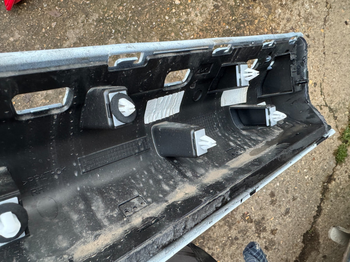 2025 Ford Puma Front Right Side Door Moulding 2020 TO 2025 L1TB-S20306-C Genuine