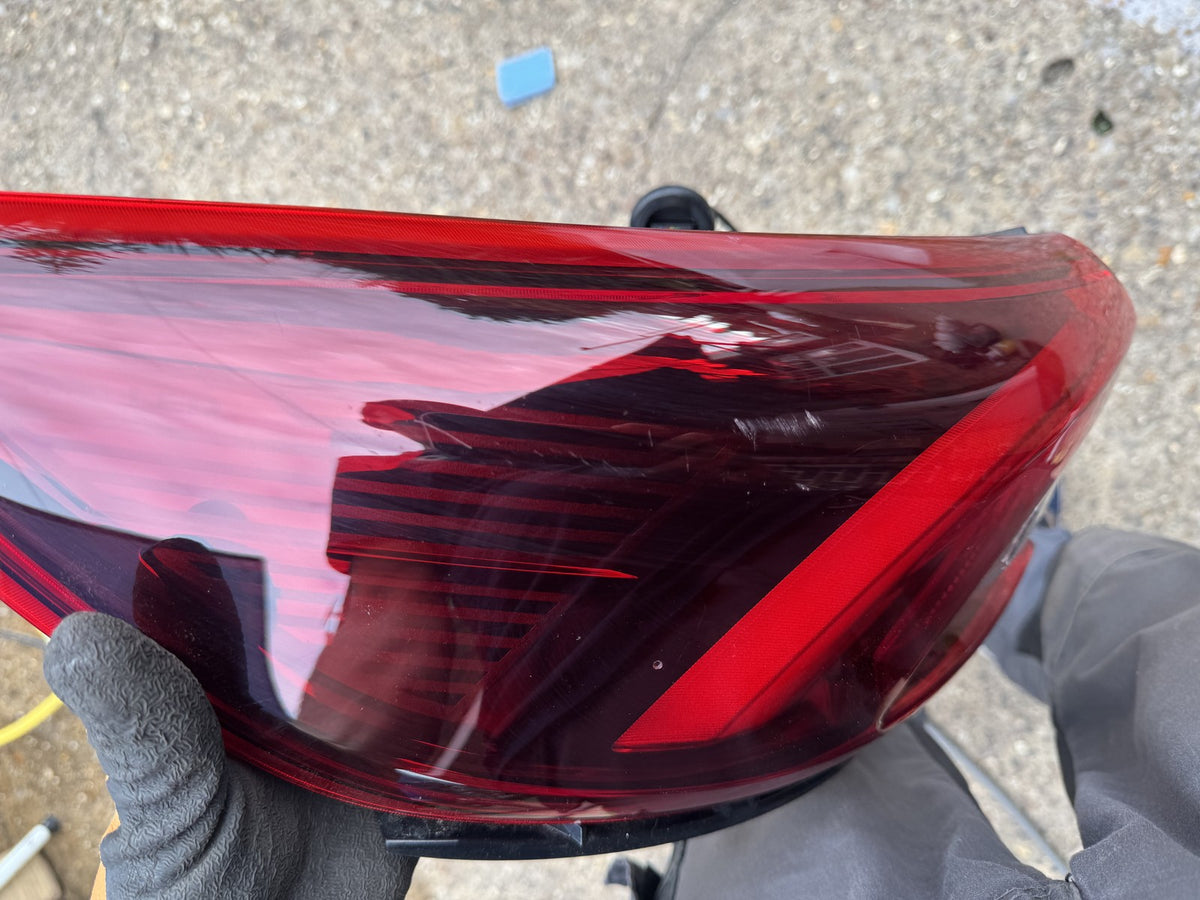 Genuine Ford Kuga Mk3 Facelift 2024-26 LEFT Outer Rear LED Light PV4B-13405-AE