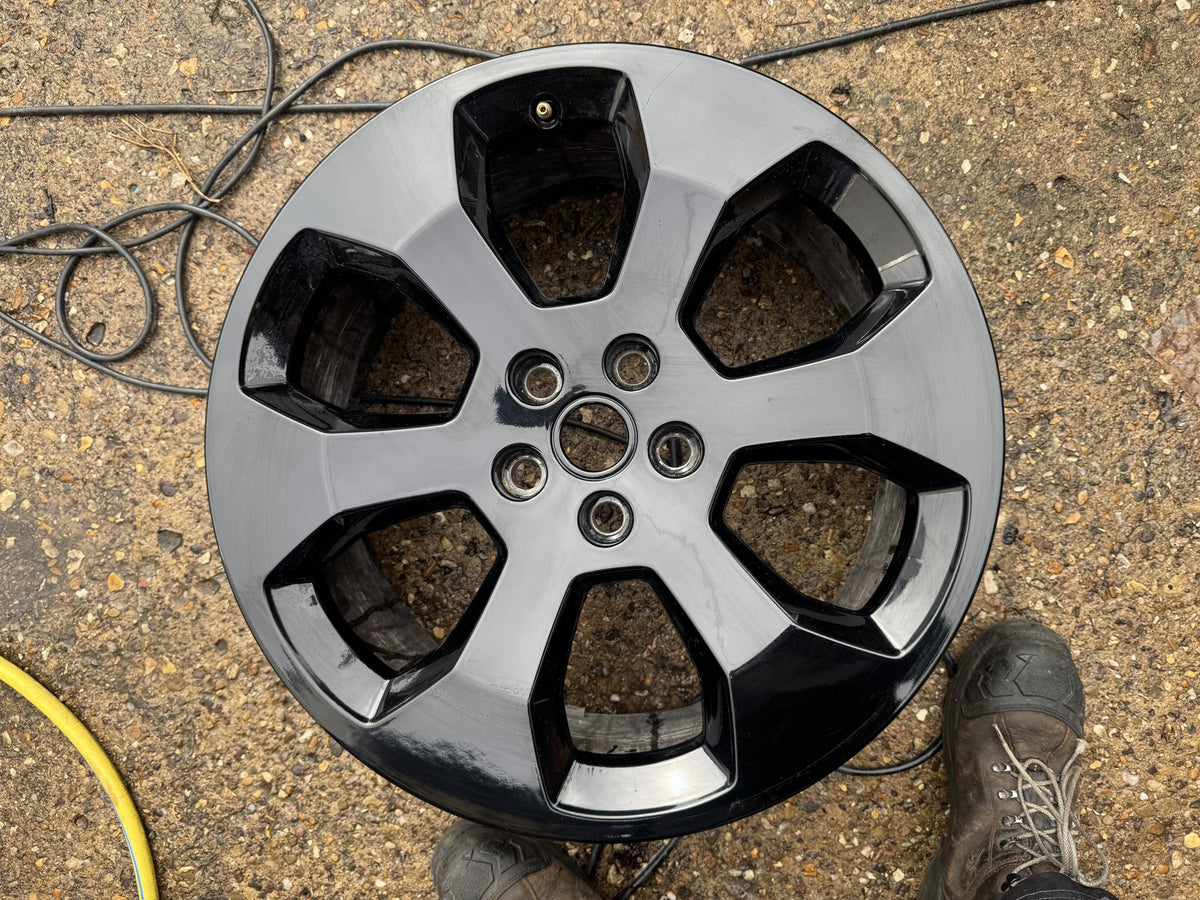 Genuine Land Rover Defender L663 20" 8.5J Gloss Black Alloy Wheel L8B2-1007-FA
