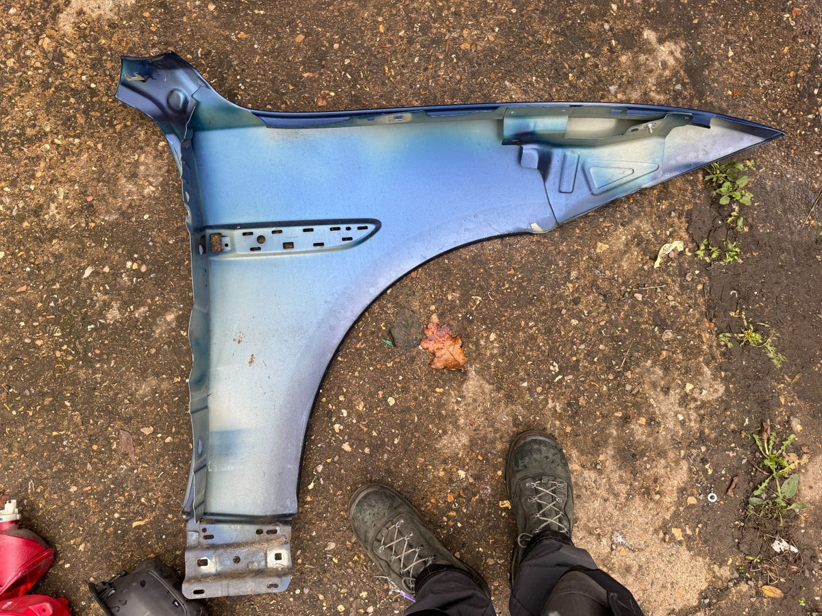 GENUINE JAGUAR F-PACE X761 FRONT LEFT WING 2016-2024 HK8316016 scratcheddent