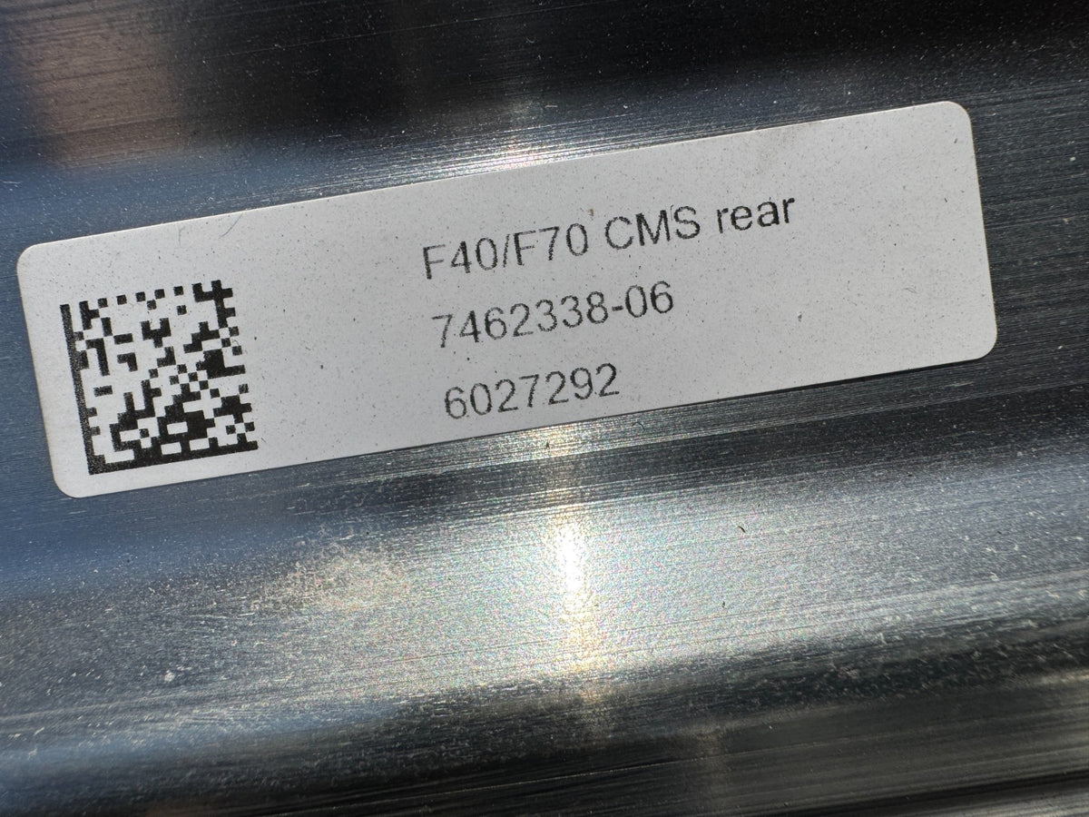 BMW 1 Series F40 F70 Xương tăng cứng cản sau 7462338 GIAO HÀNG NGÀY MAI