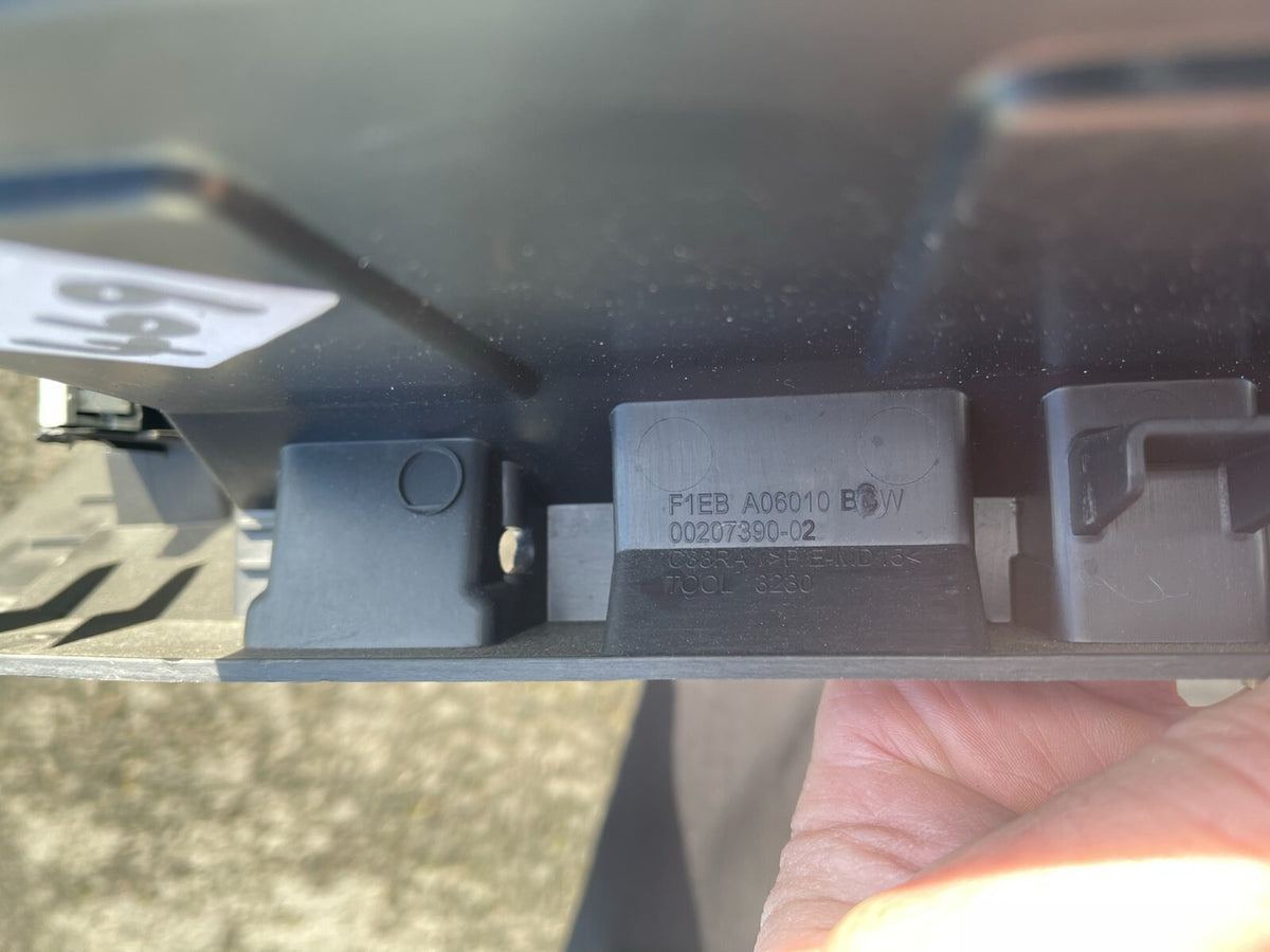 FORD FOCUS GLOVE BOX COMPARTMENT MOUNTING PLATE F1EBA06010 14-18