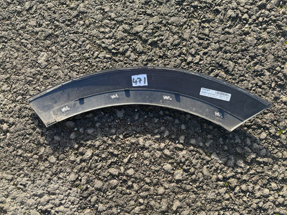 39848551 Volvo wheel arch Right - skin only needs plastic weld to inner subframe