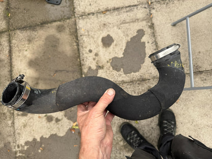 GENUINE AUDI A4 B8 1.8 PETROL INTERCOOLER HOSE PIPE 8K0145738M
