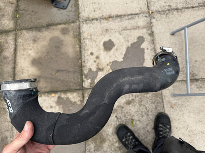 GENUINE AUDI A4 B8 1.8 PETROL INTERCOOLER HOSE PIPE 8K0145738M