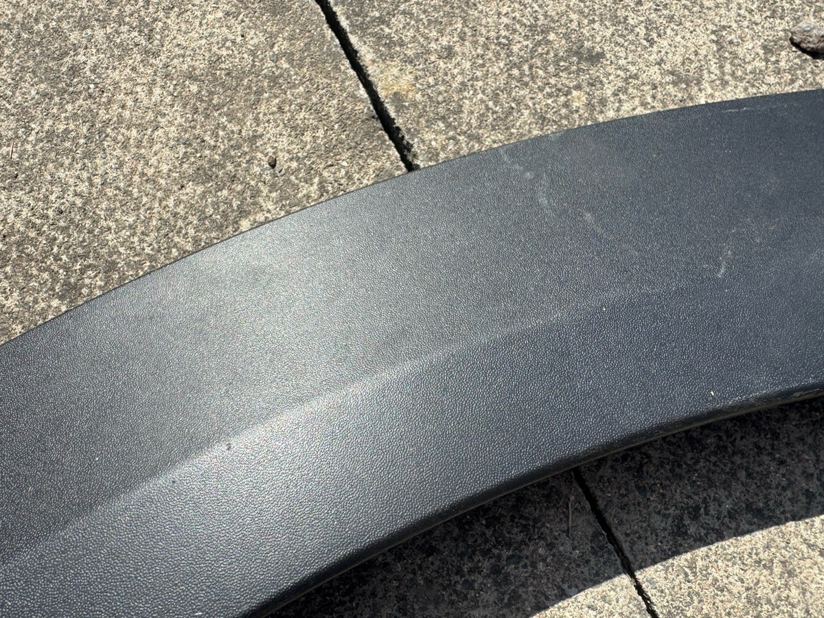 NISSAN JUKE F16 2021-ON GENUINE FRONT LEFT WHEEL ARCH TRIM P/N 63861-6PA0B