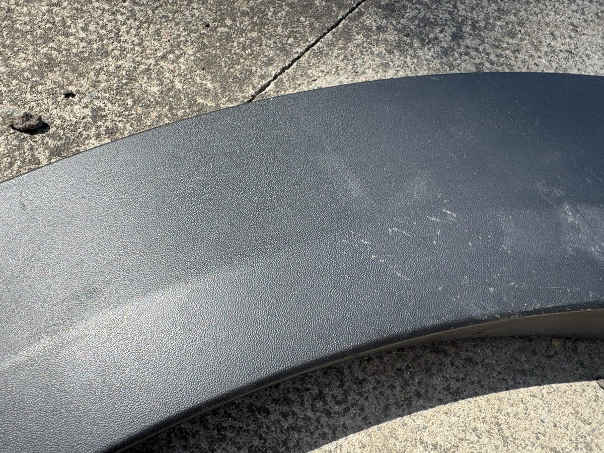 NISSAN JUKE F16 2021-ON GENUINE FRONT LEFT WHEEL ARCH TRIM P/N 63861-6PA0B