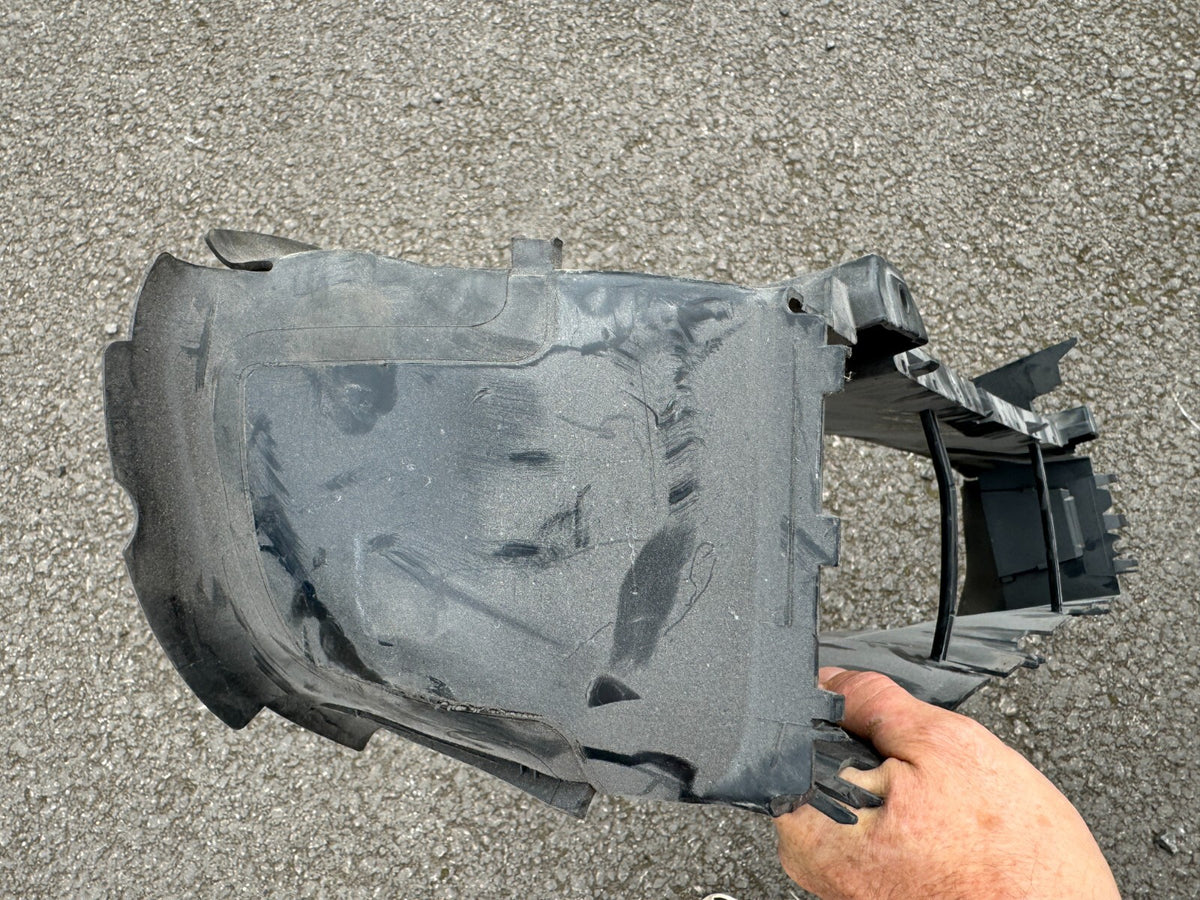 2020 FORD PUMA ST AIR INTAKE BUMPER DEPAN L1TB-8312-A