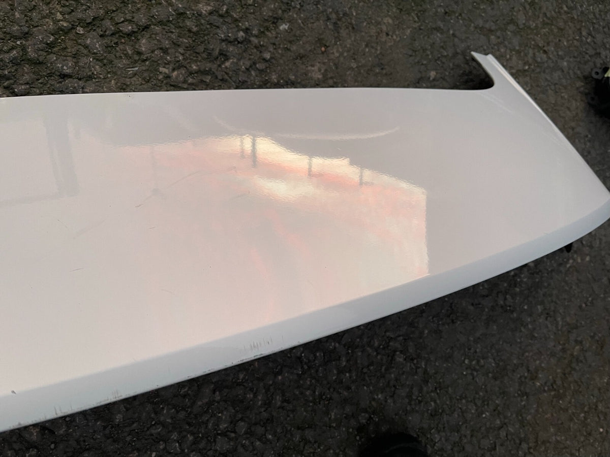 KIA SPORTAGE MK4 QL SPOILER & DRITTE BREMSLEUCHTE WEISS 2016-2022 87210-F1000