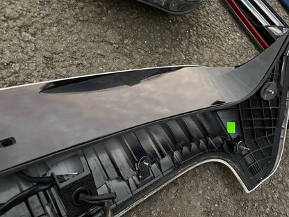 KIA SPORTAGE MK4 QL SPOILER & DRITTE BREMSLEUCHTE WEISS 2016-2022 87210-F1000