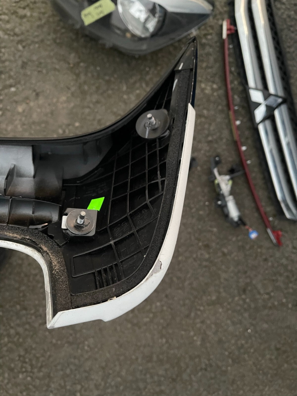 KIA SPORTAGE MK4 QL SPOILER & DRITTE BREMSLEUCHTE WEISS 2016-2022 87210-F1000