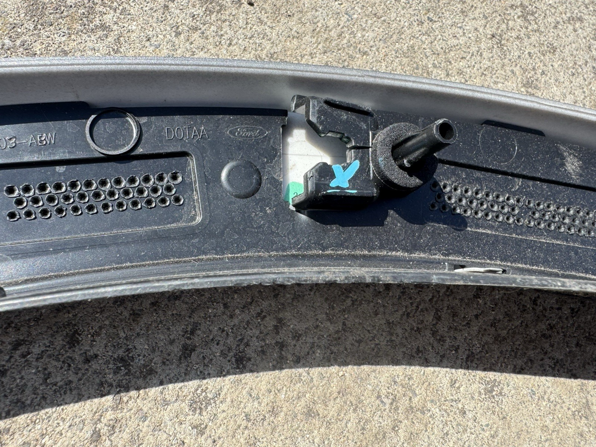 FORD KUGA WHEEL ARCH TRIM REAR LEFT NV4B-S286D03-ABW MK3 2019 -26