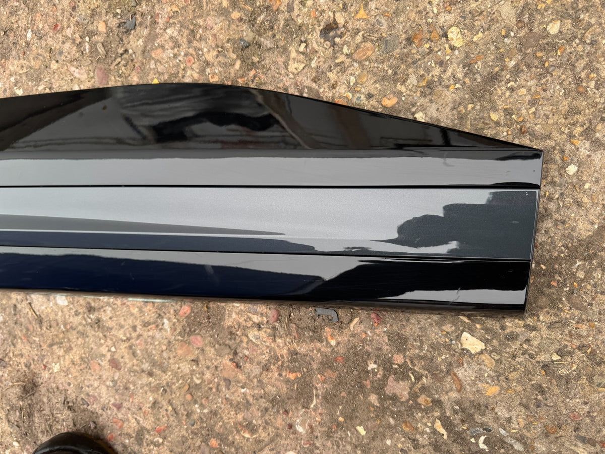 Kia Sportage MK5 NQ5 2022-2025 Front Right Door Lower Molding Trim 87722-R2300