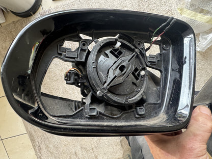 Mercedes E Class W213 Left Wing Mirror A2138102500 Spares Actuator Present