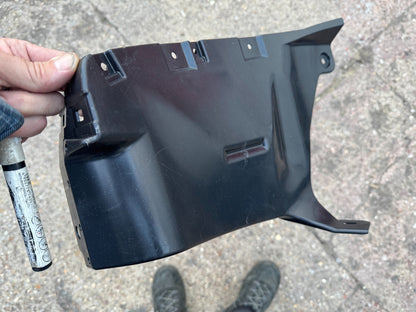 TOYOTA PRIUS XW60 / AVENSIS Rear Right Underbody Cover 52591-47100