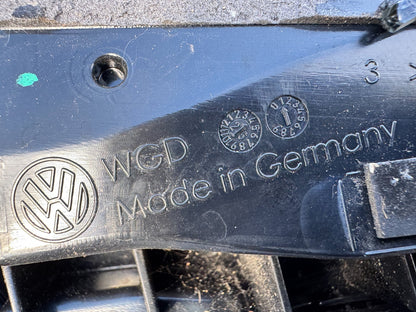 Spoiler Belakang Kiri Volkswagen TIGUAN MK3 571827939A041 ORIGINAL