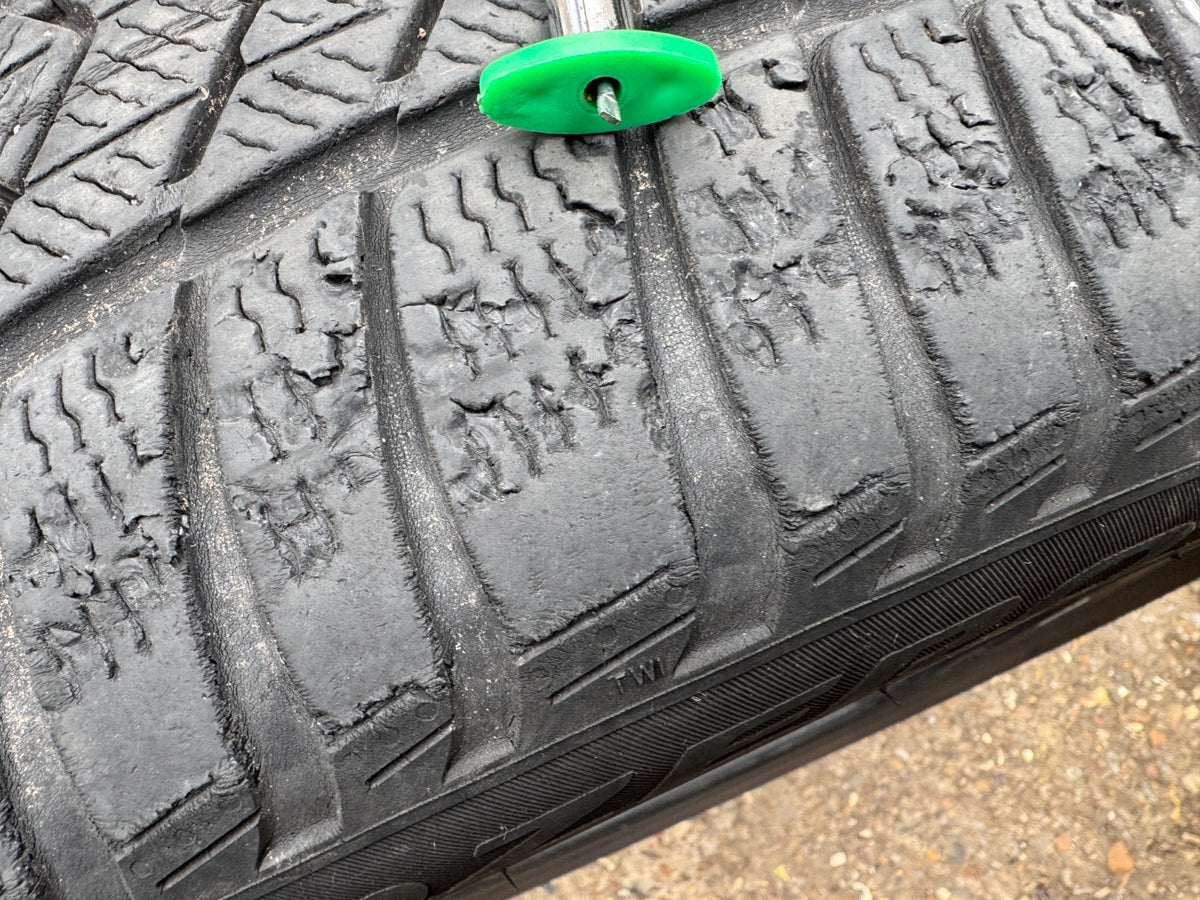 225/45/18 95V Tayar Pirelli Winter Sottozero 3 225 45 18 4.5mm 2019