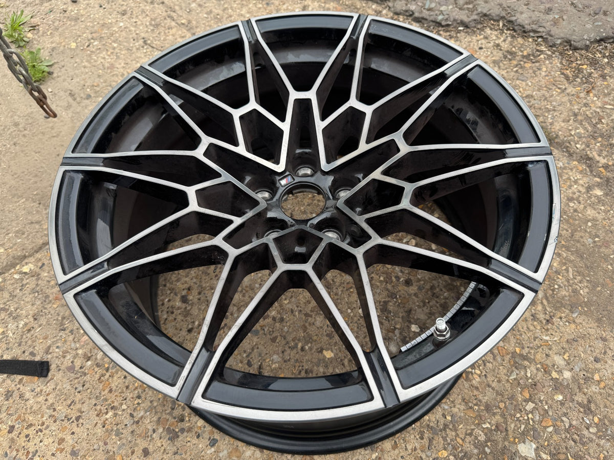 VELG ALLOY DEPAN BMW M4 COMPETITION G82 9.5Jx19 8093836 BALING / BENGKONG