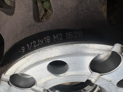VELG ALLOY DEPAN BMW M4 COMPETITION G82 9.5Jx19 8093836 BALING / BENGKONG