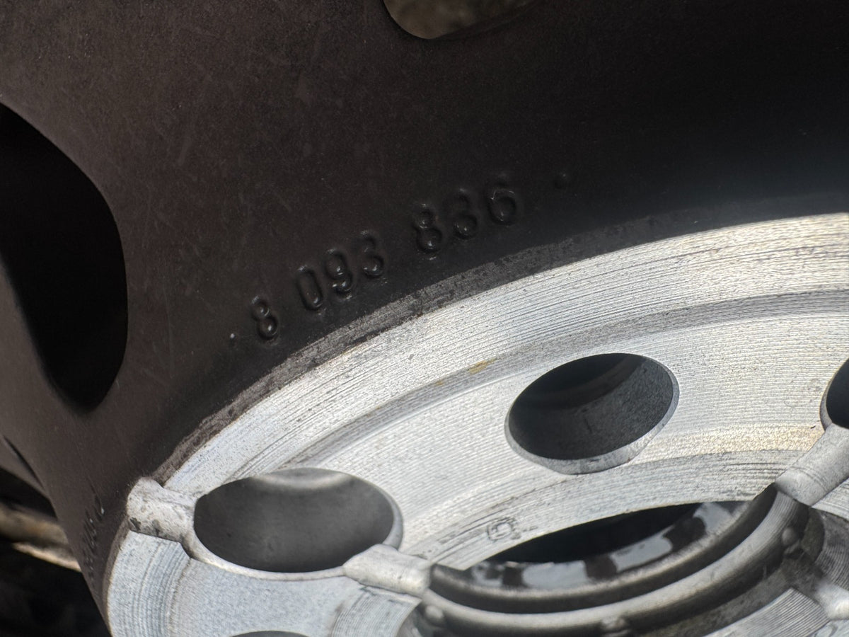 VELG ALLOY DEPAN BMW M4 COMPETITION G82 9.5Jx19 8093836 BALING / BENGKONG