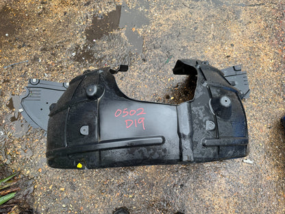 AUDI Q6 E-TRON 2024 - ONWARDS LEFT FRONT LEFT ARCH LINER 85H821171F