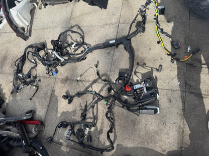 Ford Kuga Mk3 2.5 Hybrid Engine Wiring Harness Loom JX6T-14A390-GC Spares