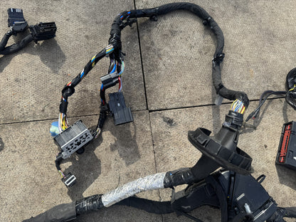 Ford Kuga Mk3 2.5 Hybrid Engine Wiring Harness Loom JX6T-14A390-GC Spares