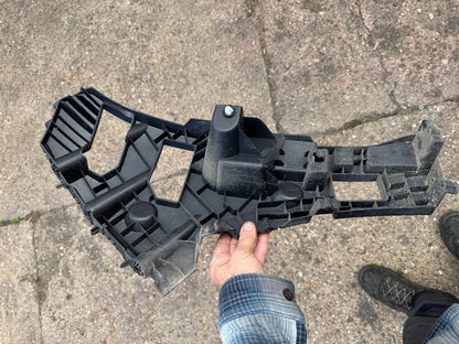 2024 PEUGEOT 308 GT MK3 P5 REAR RIGHT SIDE BUMPER BRACKET 9835421980