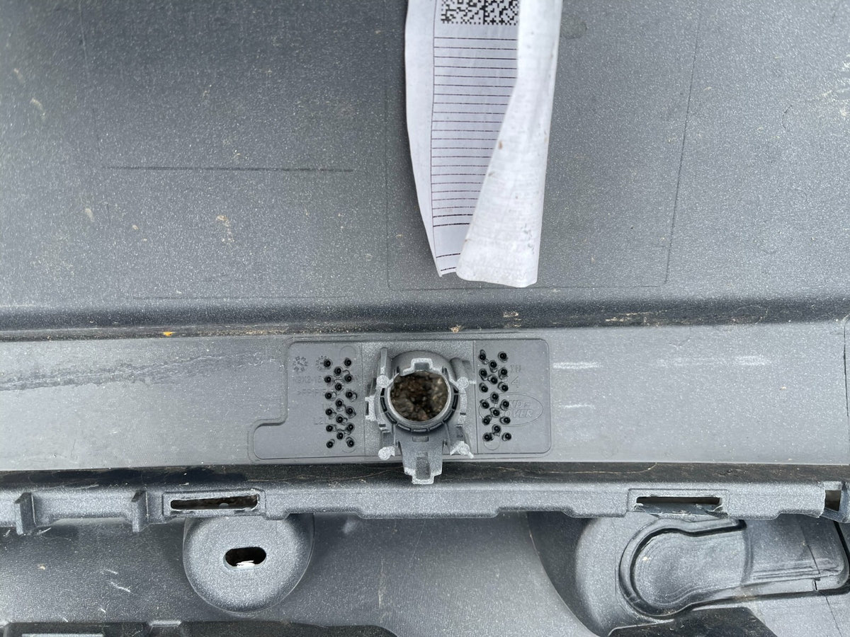 Range Rover Sport L461 22MY 後保桿 2022 年起 灰色 BORASCO GREY N9X2-17D781-B