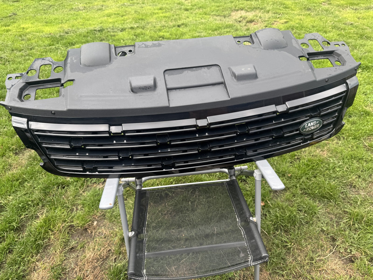 Range Rover Sport L461 Front Grille & Upper Cover Set 2023-2026 N9X2-8200-A