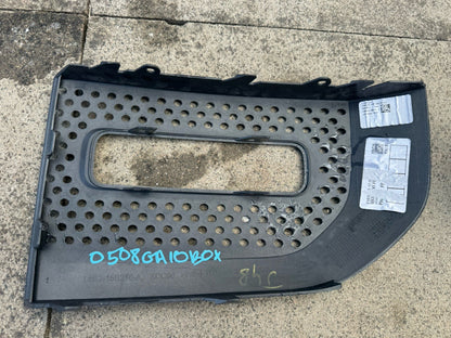 Land Rover Defender Front Bumper Right Fog Light Grille 2020 ON L8B2-15B216-A