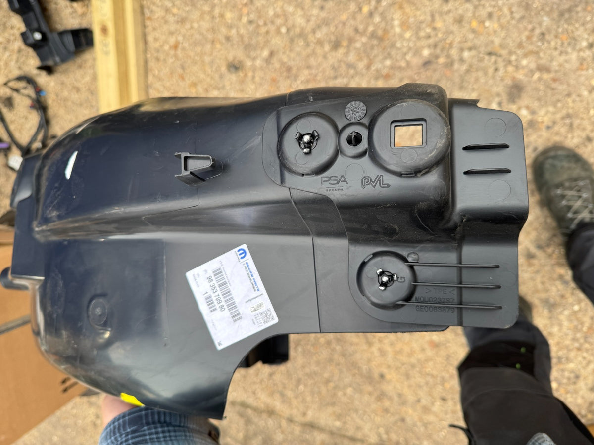 2025 BRAND NEW GENUINE PEUGEOT 308 REAR LEFT WHEEL ARCH COVER 9835379980