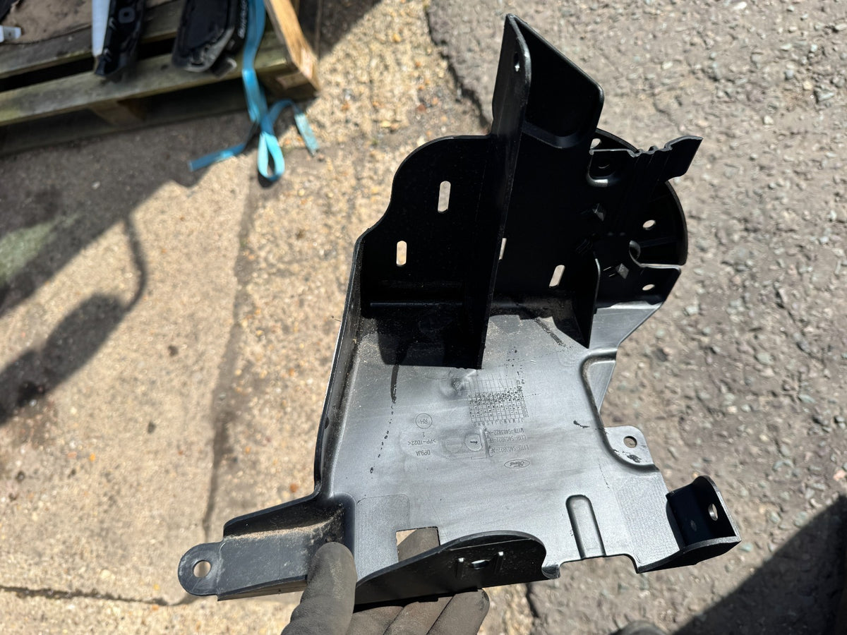 2025 FORD PUMA MK1 ST-LINE BREKET OS BUMPER BELAKANG L1TB-S403B22-BF 2024-2025 BA25