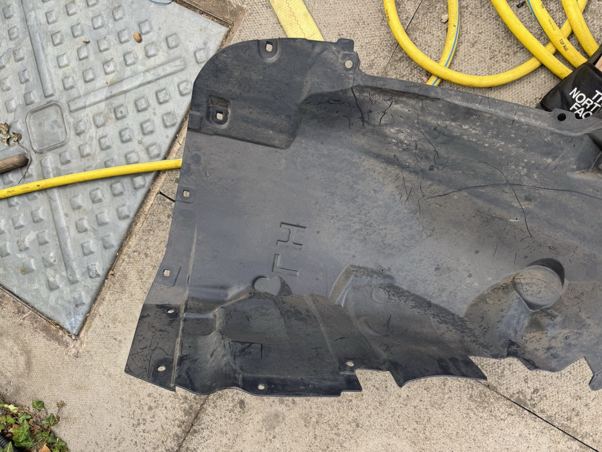 2019-23 RANGE ROVER EVOQUE L551 WHEEL ARCH LINER LEFT FRONT K8D2-16A574
