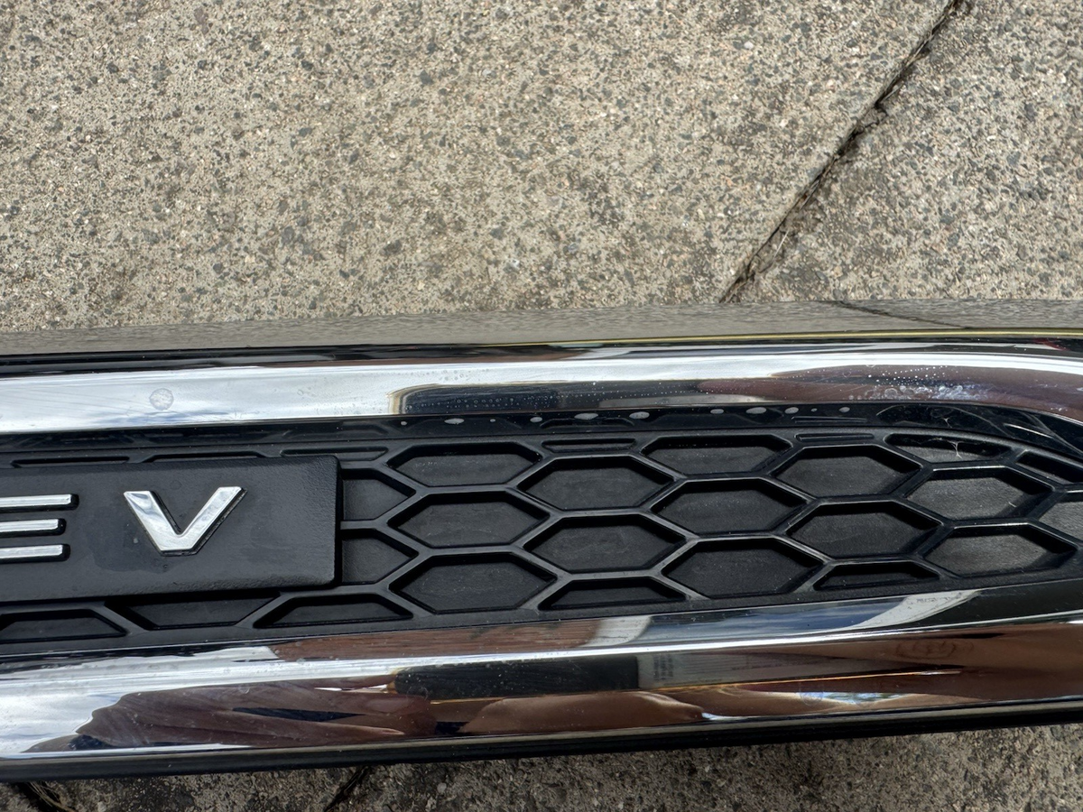 KAAA508E1 MAZDA CX60 /CX80 Front Right Wing Fender Badge