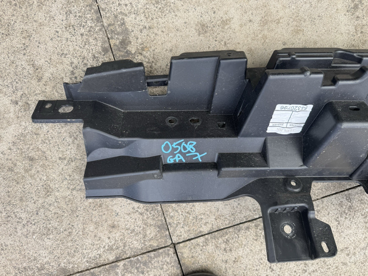 Range Rover Sport L461 Rear Bumper Support Bracket 2022 ON N9X2-17B861-A