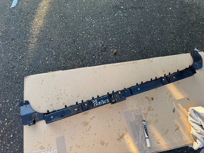2024 TESLA MODEL 3 LONG 後保桿中央支撐架 1757096-00-D