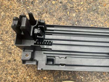 RANGE ROVER L460 BÁT ĐỠ BẢO VỆ KHUNG KÉT NƯỚC 2022-2025 OEM M8E2 8226 AD