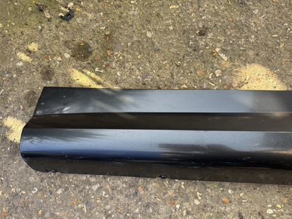 LH Land Rover Range Rover Sport L461 2022 list trim pintu depan N9X2-21065